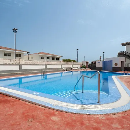 Acaymo Sunset Appartement *