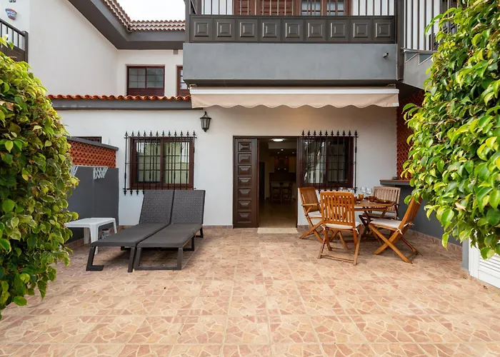 Acaymo Sunset Apartment